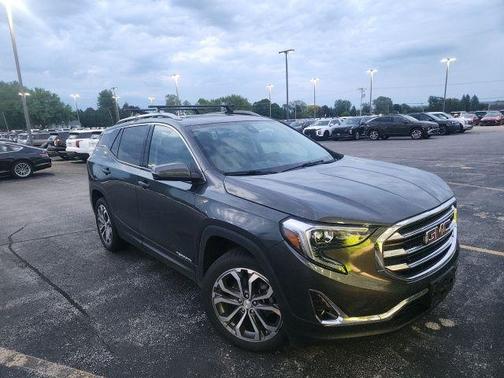 Graphite Gray Metallic 2020 GMC Terrain SLT