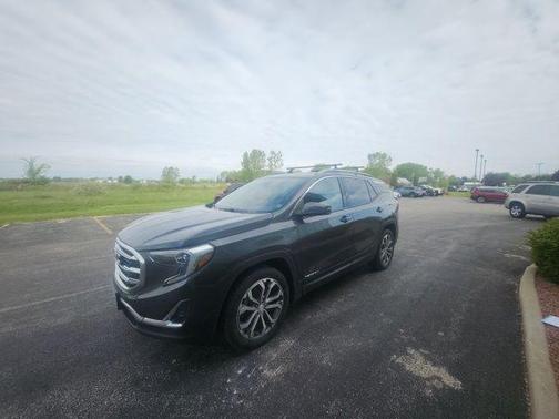Graphite Gray Metallic 2020 GMC Terrain SLT