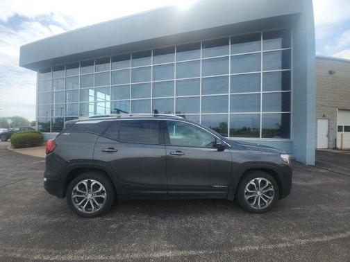 Graphite Gray Metallic 2020 GMC Terrain SLT