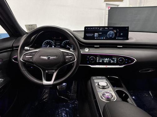 2025 Genesis GV70 3.5T AWD Sport