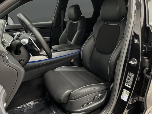 2025 Genesis GV70 2.5T AWD