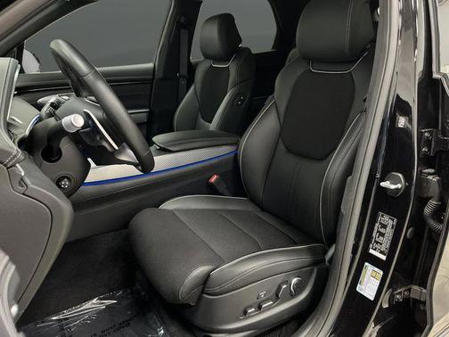 2025 Genesis GV70 2.5T AWD