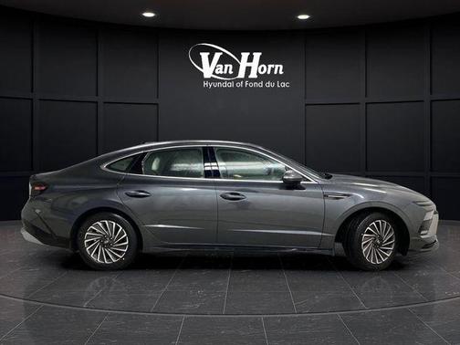 2026 Hyundai SONATA Hybrid SE