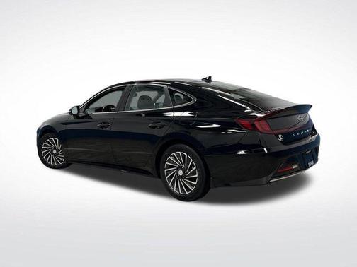 2023 Hyundai SONATA Hybrid Limited