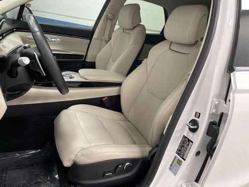 2023 Genesis GV70 2.5T AWD