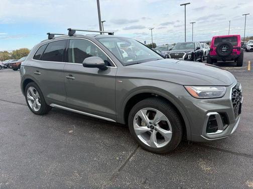 2023 Audi Q5 45 S line Premium Plus