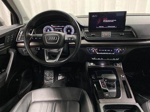 2023 Audi Q5 45 S line Premium Plus