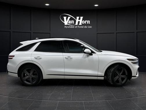 2025 Genesis GV70 2.5T AWD