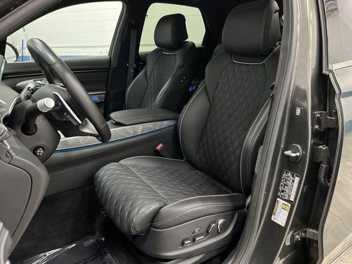 2025 Genesis GV70 3.5T AWD Sport