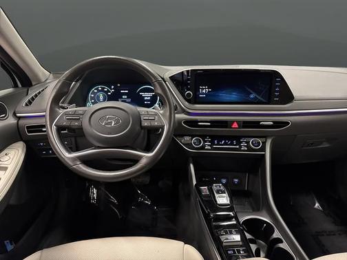 2022 Hyundai SONATA Hybrid Limited