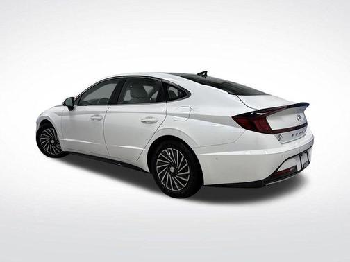 2022 Hyundai SONATA Hybrid Limited