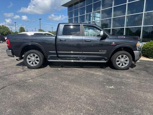2022 RAM 2500 Limited Crew Cab 4x4 6'4' Box