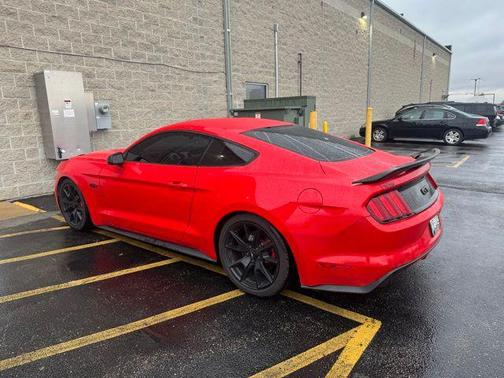 2017 Ford Mustang GT