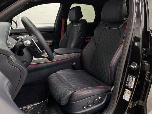 2025 Genesis GV70 3.5T AWD Sport