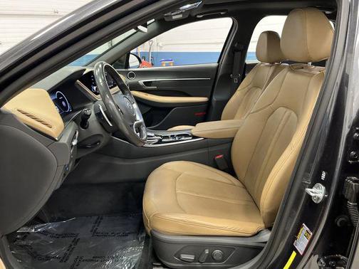 2020 Hyundai SONATA Limited