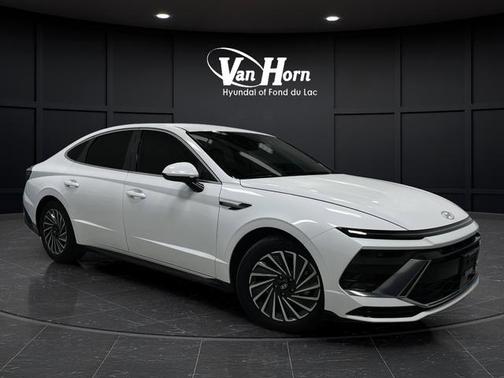 2024 Hyundai SONATA Hybrid SE