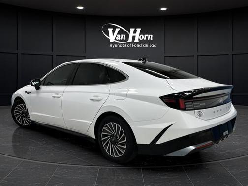 2024 Hyundai SONATA Hybrid SE