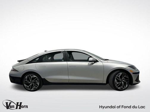 2025 Hyundai IONIQ 6 SEL