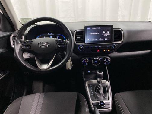 2023 Hyundai VENUE SEL