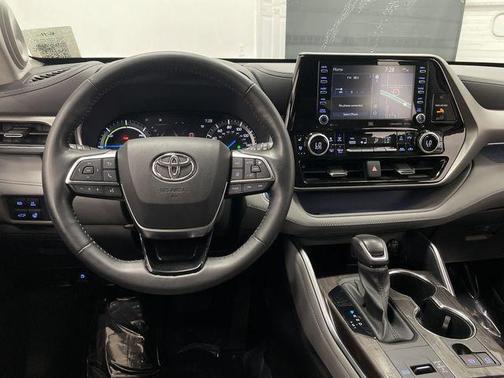 2021 Toyota Highlander Hybrid Limited