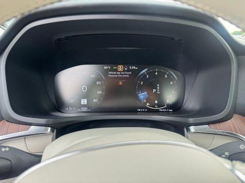2022 Volvo S60 T5 Momentum