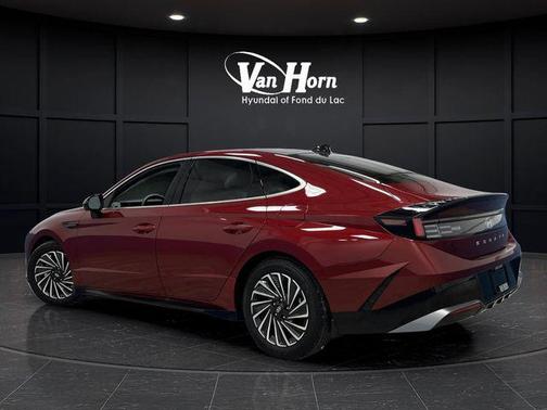 2024 Hyundai SONATA Hybrid Limited