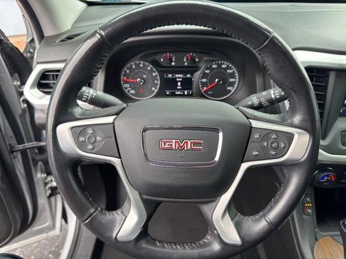 2018 GMC Acadia SLE-2