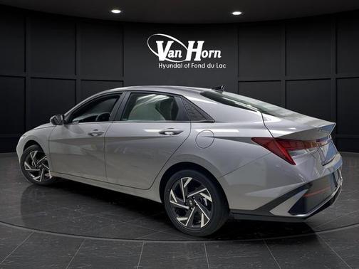 2025 Hyundai ELANTRA HEV Limited