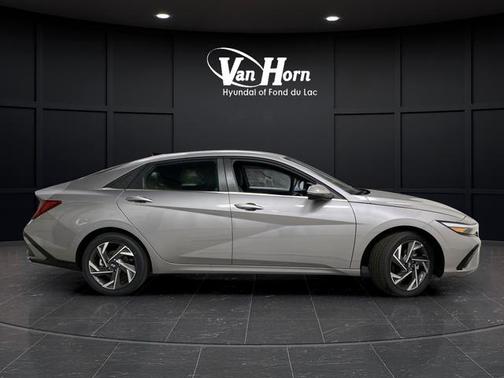 2025 Hyundai ELANTRA HEV Limited