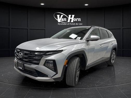 Shimmering Silver 2025 Hyundai TUCSON SEL Convenience