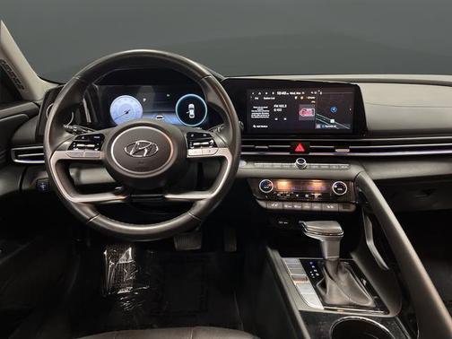 2023 Hyundai ELANTRA HEV Limited