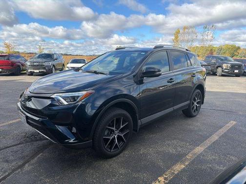2018 Toyota RAV4 SE