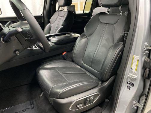 2022 Jeep Wagoneer Series II 4x4
