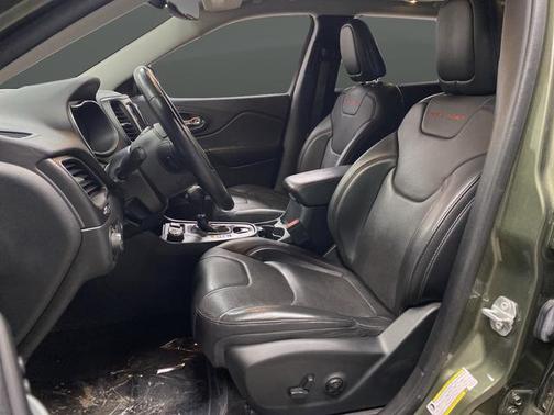 2019 Jeep Cherokee Trailhawk Elite