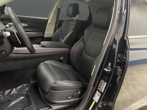 2023 Genesis GV70 2.5T AWD