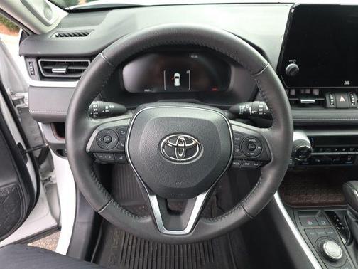 2023 Toyota RAV4 Limited