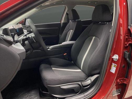 2026 Hyundai SONATA Hybrid Base