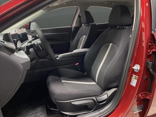 2026 Hyundai SONATA Hybrid Base