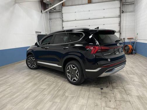 2022 Hyundai SANTA FE HEV SEL Premium