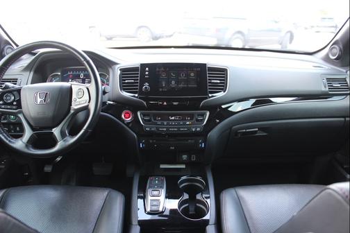 2021 Honda Pilot AWD Black Edition
