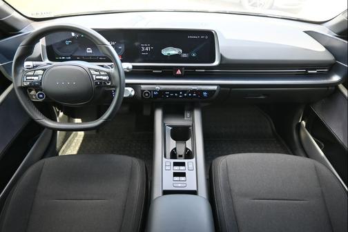 Onyx Black 2024 Hyundai IONIQ 6 SE