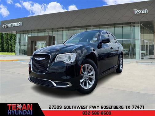 2021 Chrysler 300 Touring