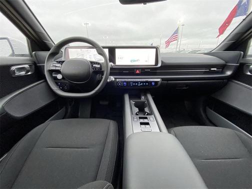 2023 Hyundai IONIQ 6 SE