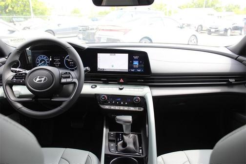 2025 Hyundai ELANTRA HEV Limited