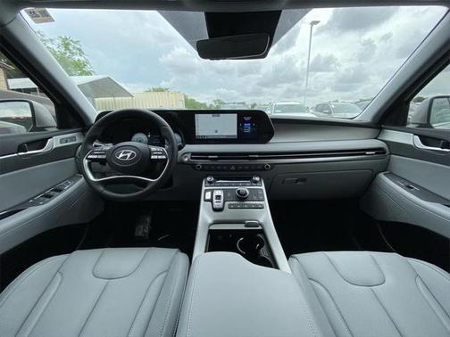 2025 Hyundai PALISADE SEL Premium