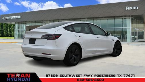 2022 Tesla Model 3 Standard Range