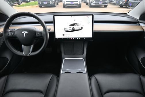 2022 Tesla Model 3 Standard Range