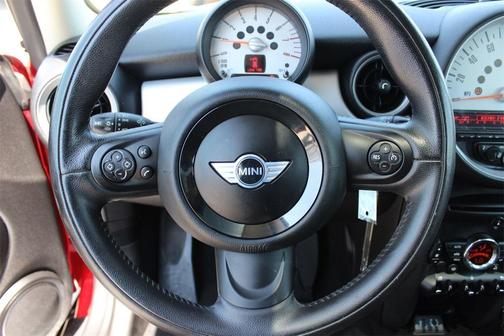 2013 MINI Hardtop Cooper