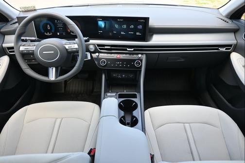 2026 Hyundai SONATA SEL