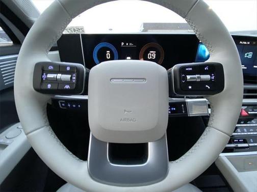 2025 Hyundai SANTA FE SE